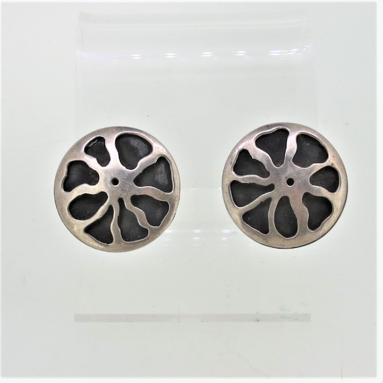 A. Dewitt Sterling Silver Abstract Pin Wheel Flower Stud Earrings