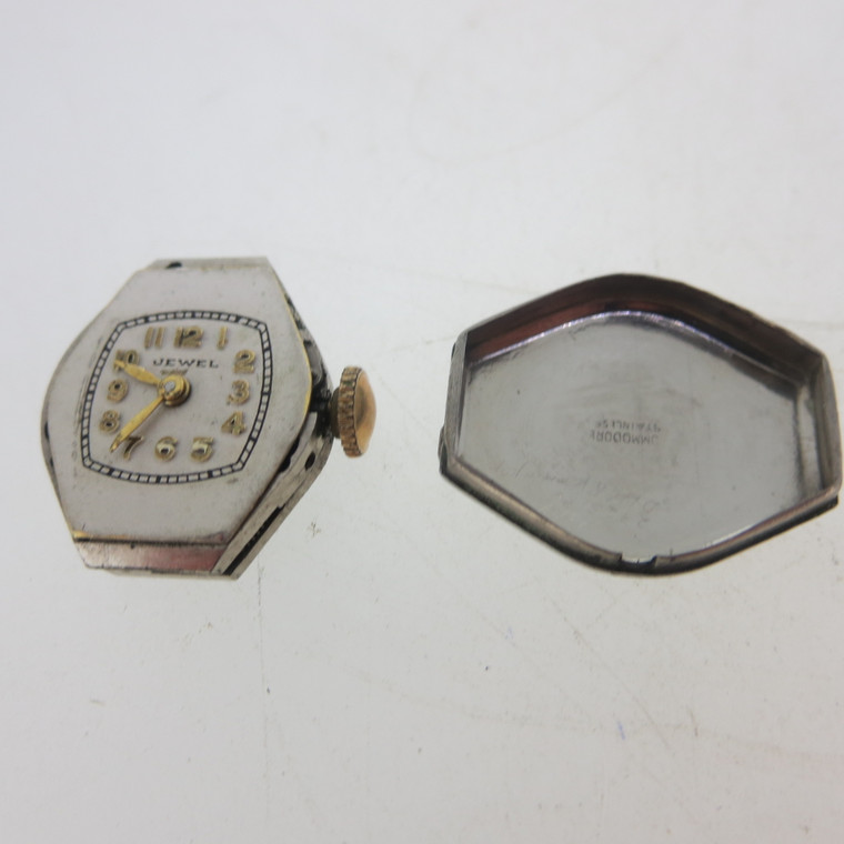 Vintage Jewel 17j  Swiss wristwatch movement in working order