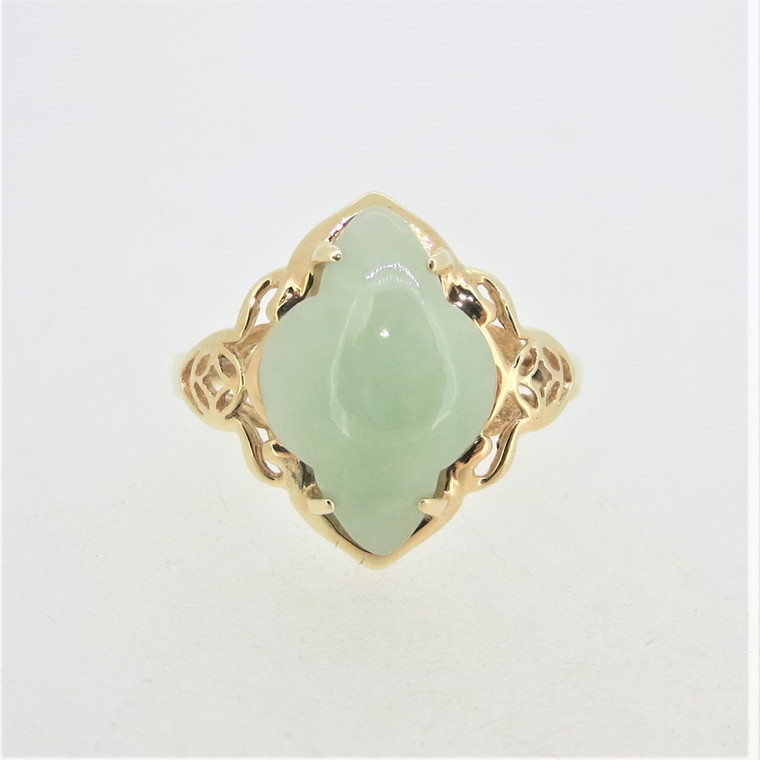 14K Yellow Gold Filigree Detailing Jade Fashion Ring Size 7.25