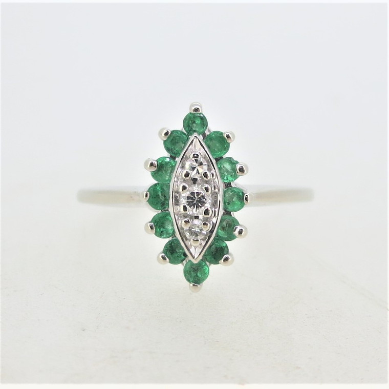 Vintage 14K White Gold Navette Design Emerald Halo Diamond Center Fashion Ring Size 7