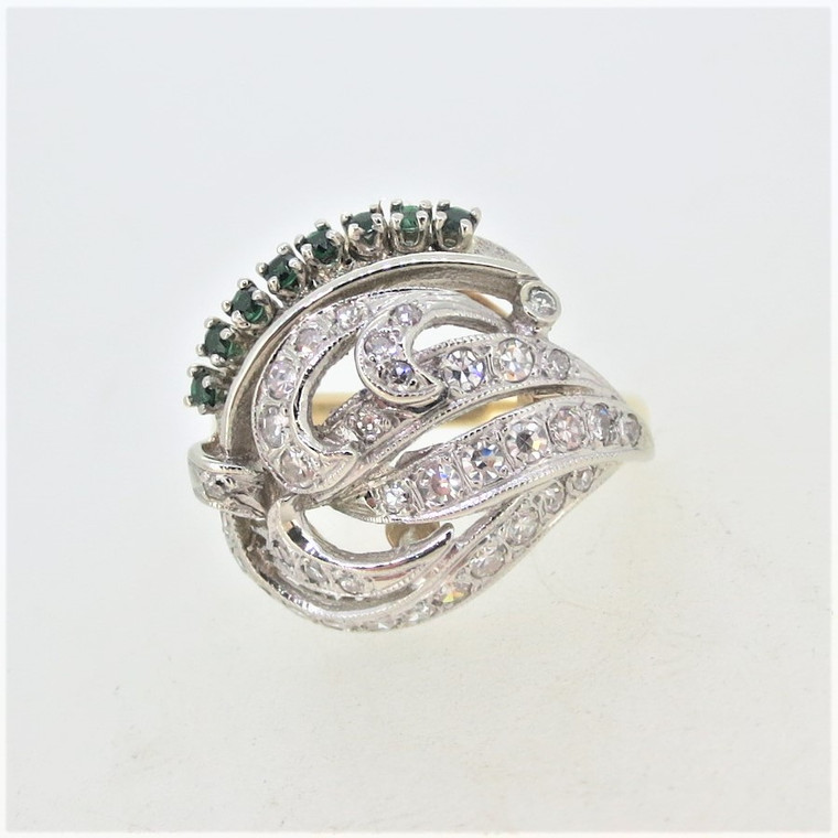 Vintage 14K Two Tone Swirl Ribbon Design Single Cut Diamonds Green Stone Accented Ring Size 6.5