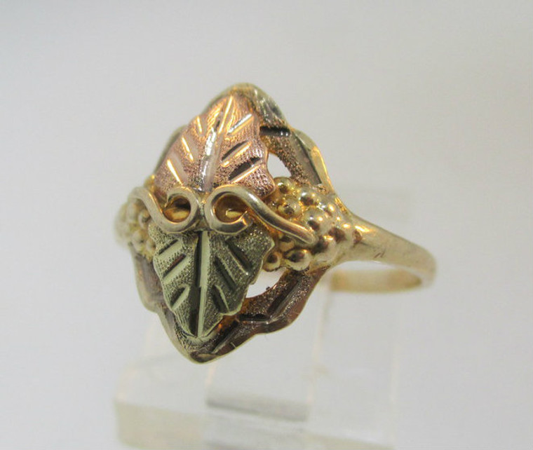 12k Black Hills Gold Ring Size 5 ½ *