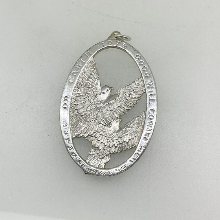 Wallace Sterling Silver 1976 Peace On Earth Good Will Toward Men Doves Pendant