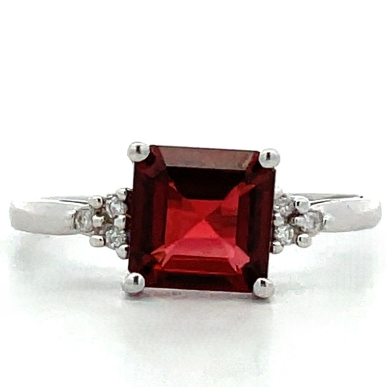 14K White Gold Approx. .02 TDW Diamond Accented Square Garnet Ring Size 7