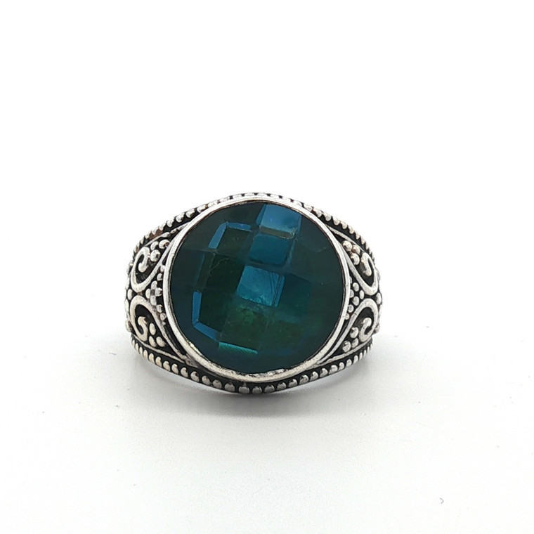 Sterling Silver Blue and Green Glass Checked Board Cut Stone With A Detailed Band Ring Size 7