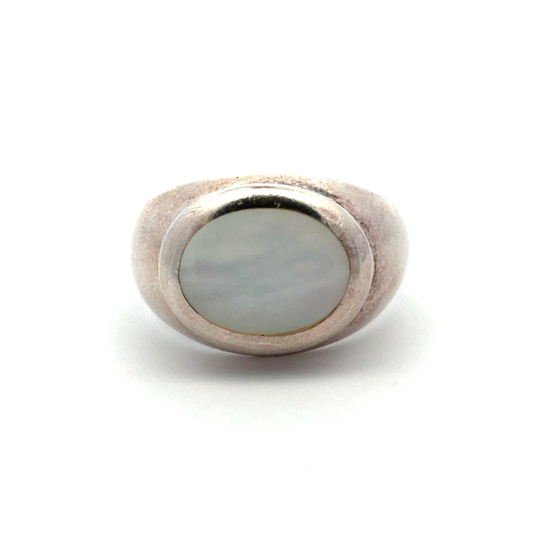 Sterling Silver Bezel-set Mother of Pearl with Thick Band Ring Size 6.75