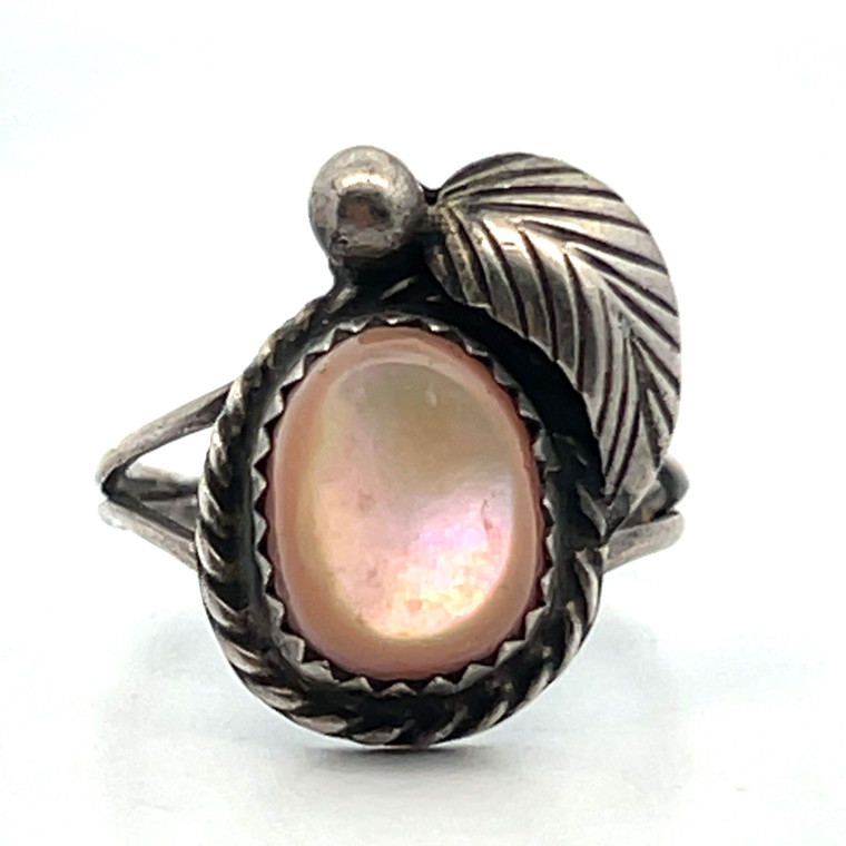 Sterling Silver Mother Of Pearl Vintage Navajo Style Fashion Ring Size 6.25