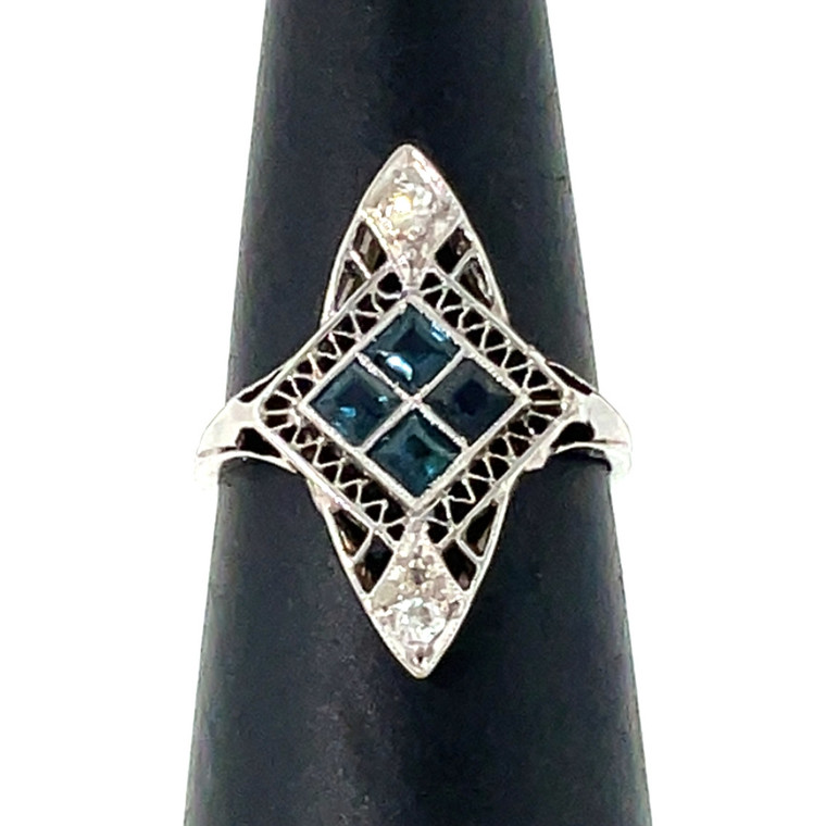 14K White 4-Sapphire Squares with Bilateral Horizontal Diamonds in a Fillagree Square and Oval Setting Ring Size 4.25