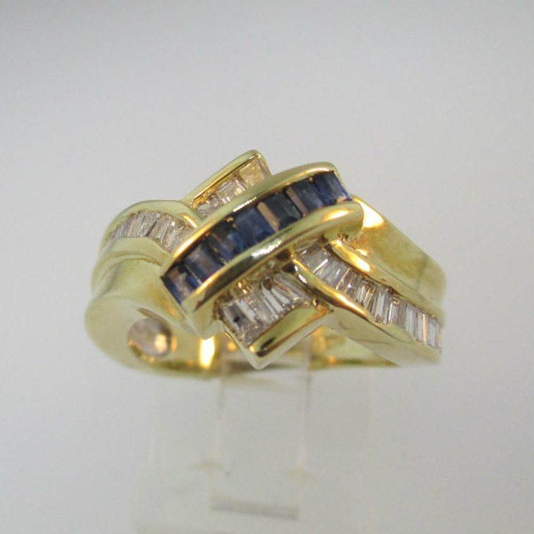 14k Yellow Gold Sapphire and Baguette Diamond Cocktail Ring Size 6 1/2 