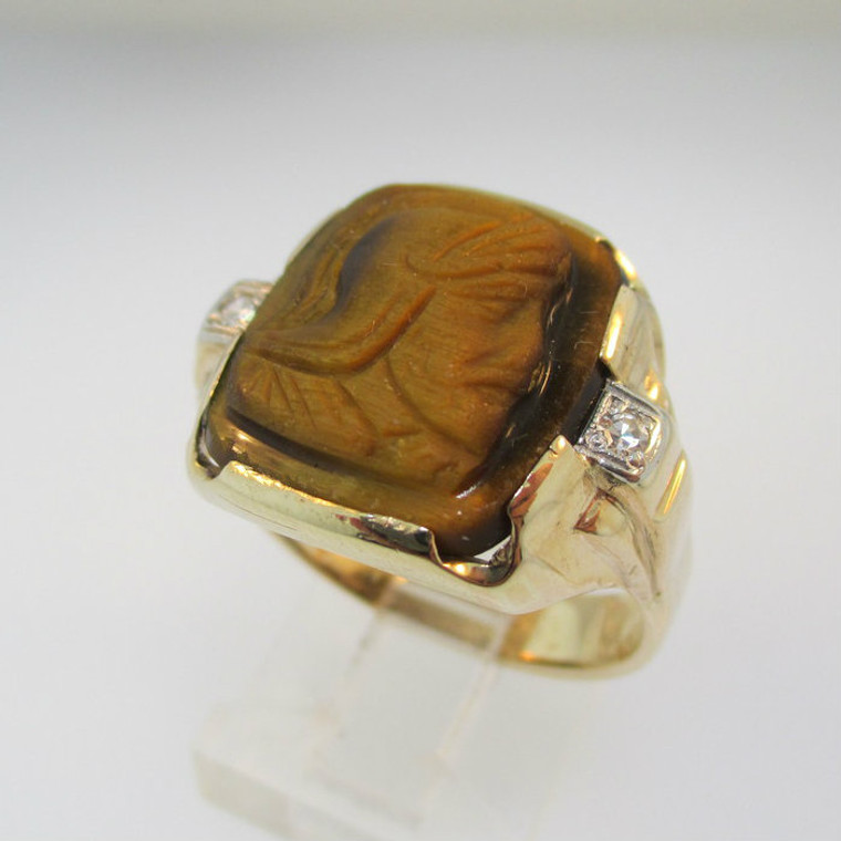 10k Yellow Gold Tigers Eye Intaglio Warrior Ring Size 8 1/2