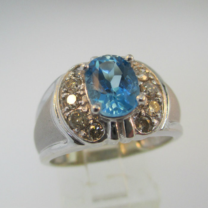 14k White Gold Blue Topaz Ring with Champagne Diamond Accents Size 8
