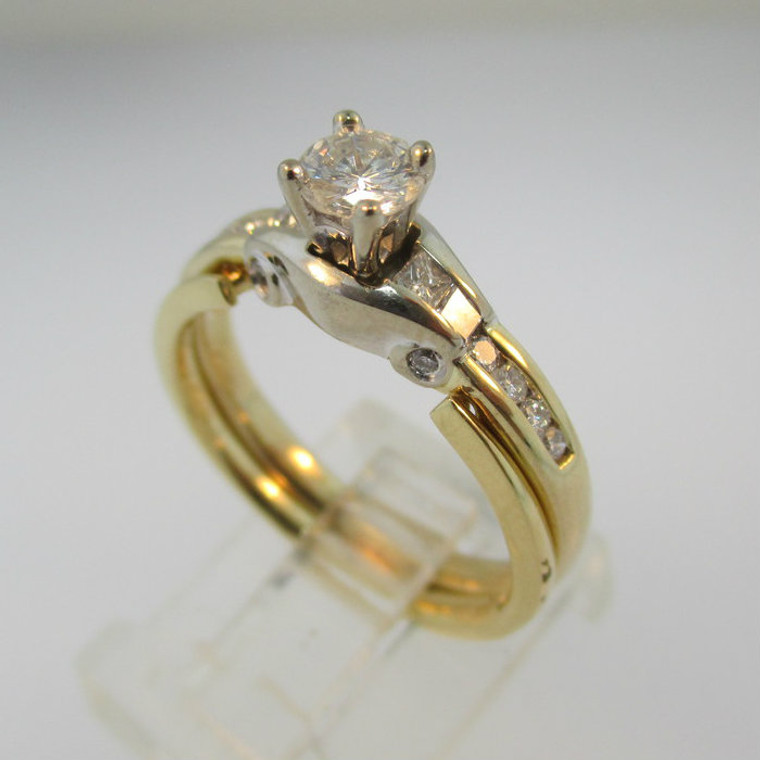 14k Yellow Gold Approx .30ct Round Brilliant Cut Diamond Ring with Wedding Band Size 7