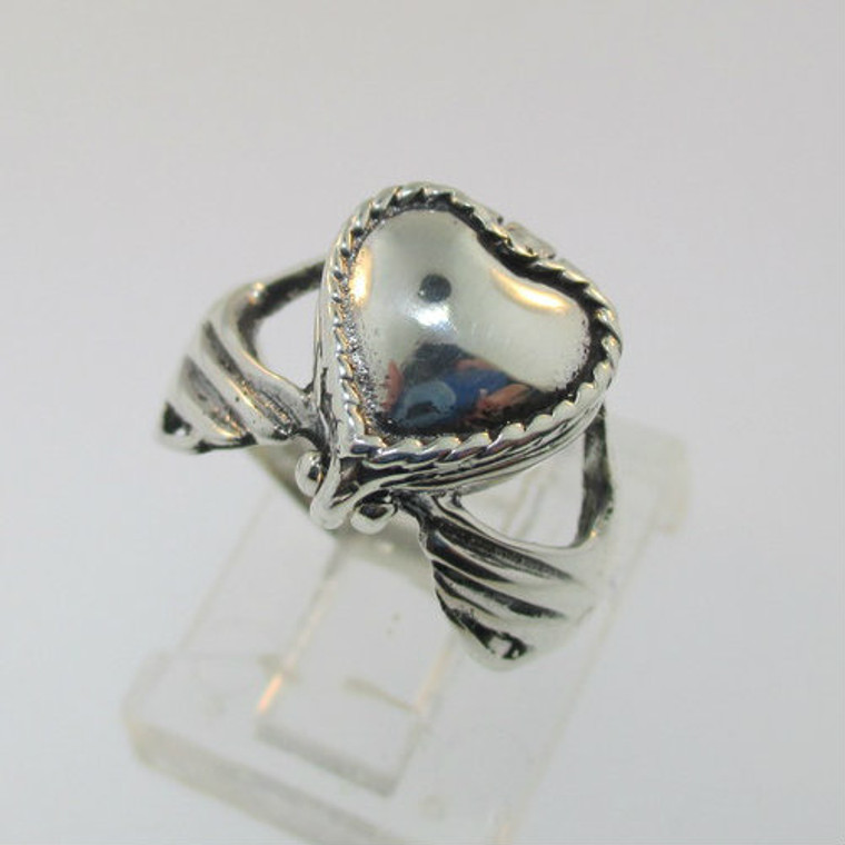 Sterling Silver Claddagh Poison Pill Ring Size 5