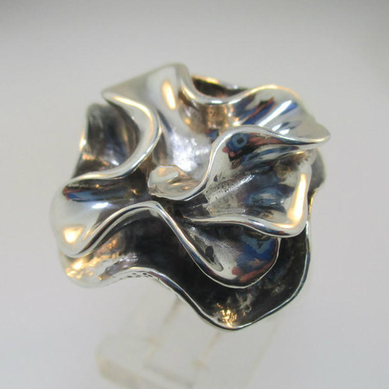 Sterling Silver Art Deco Flower Style Ring Size 8