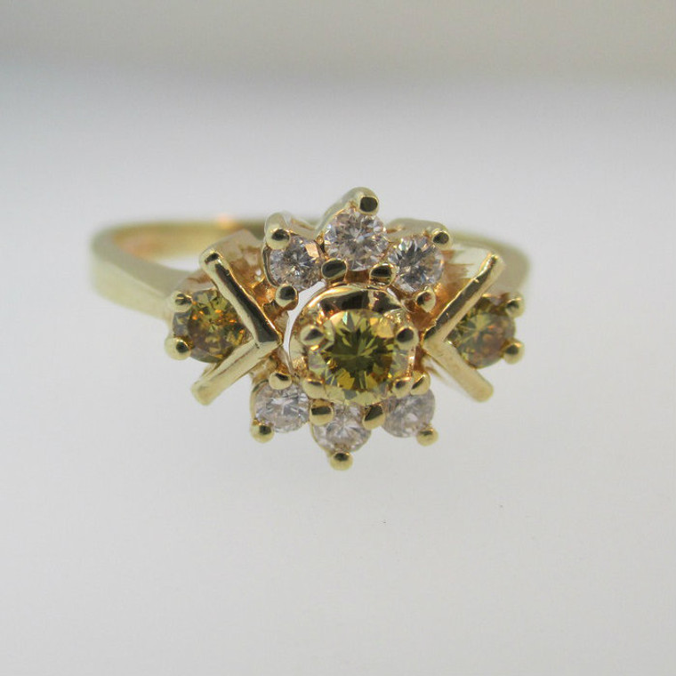 14k Yellow Gold Approx 1/3ct TW Yellow and White Diamond Ring Size 7