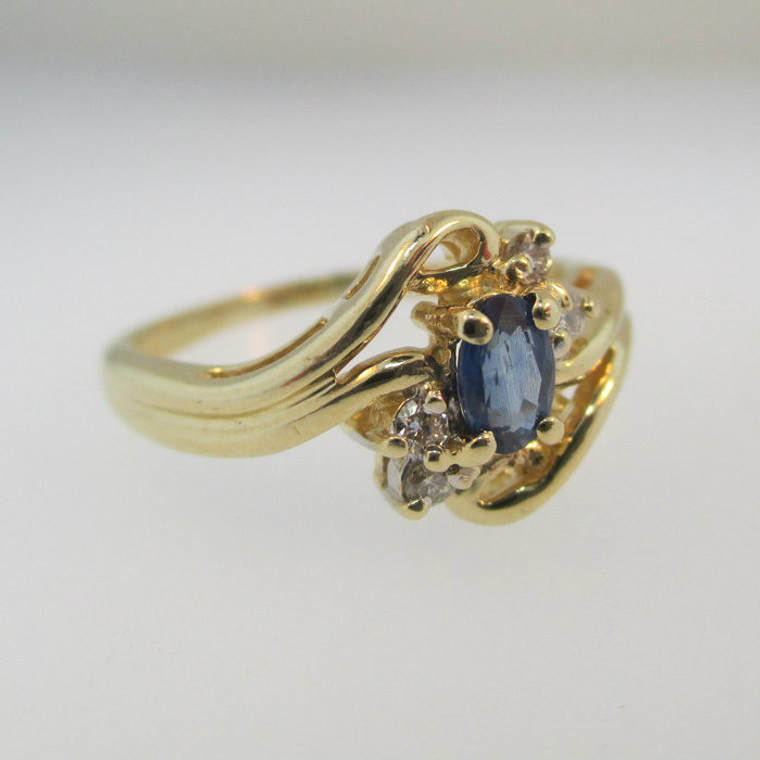 14k Yellow Gold Sapphire and Diamond Ring Size 5 1/2