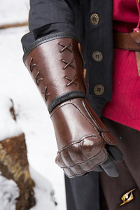 Koop een Epic Armoury Hard Leren Handschoen Pantser - Bruin bij Avothea Store