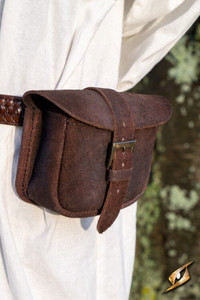 Koop een Epic Armoury Krijgerstas Suède Klein - Bruin bij Avothea Store Koop een Epic Armoury Krijgerstas Suède Klein - Bruin bij Avothea Store