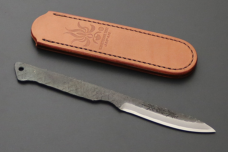 Kanetsune Seki Japan KB-423 Yama White Steel 80mm Fixed Hunting
