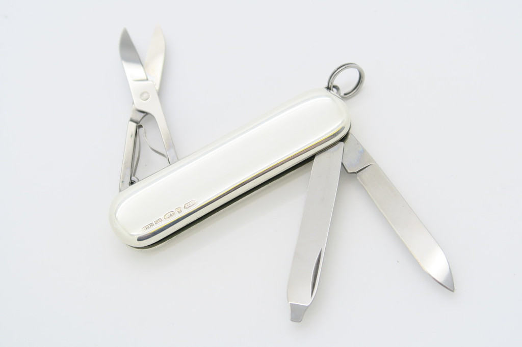 Swiss Army Victorinox Classic SD Pocket Knife in Sterling Silver- 53039