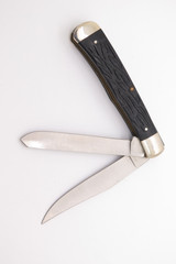 Vintage Camillus USA Trapper Black Handle Stainless Steel Folding Pocket Knife