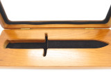 Buck 976 Dagger Walnut Wood Display Case Fixed Blade Knife Presentation Box