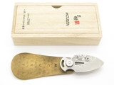 Mcusta Knives Seki Japan Pocket Shoe Horn Tsuchime Brass Folding Damascus Handle