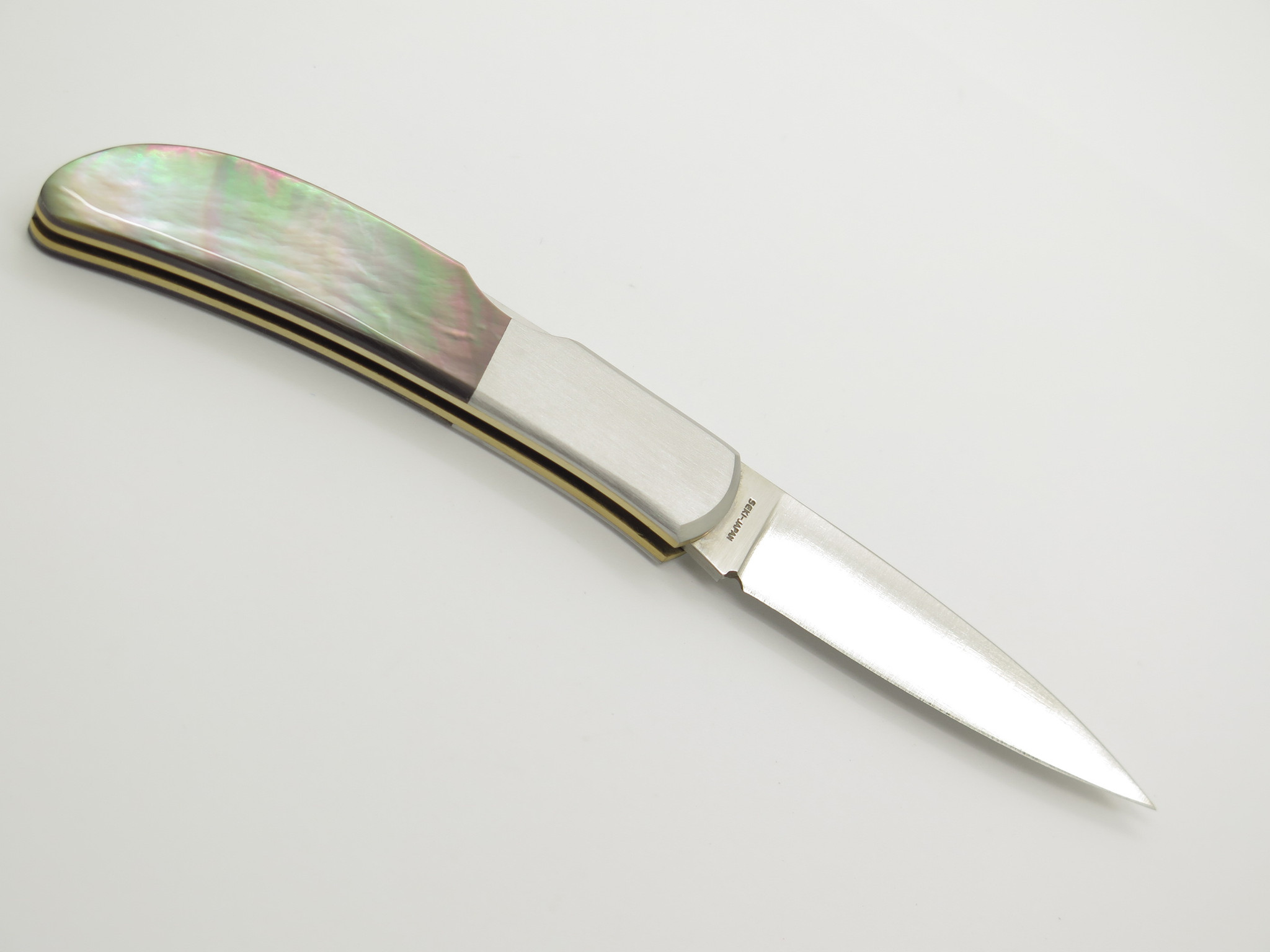 Vintage Al Mar Hawk Seki Japan Black Lip Pearl Lockback Folding