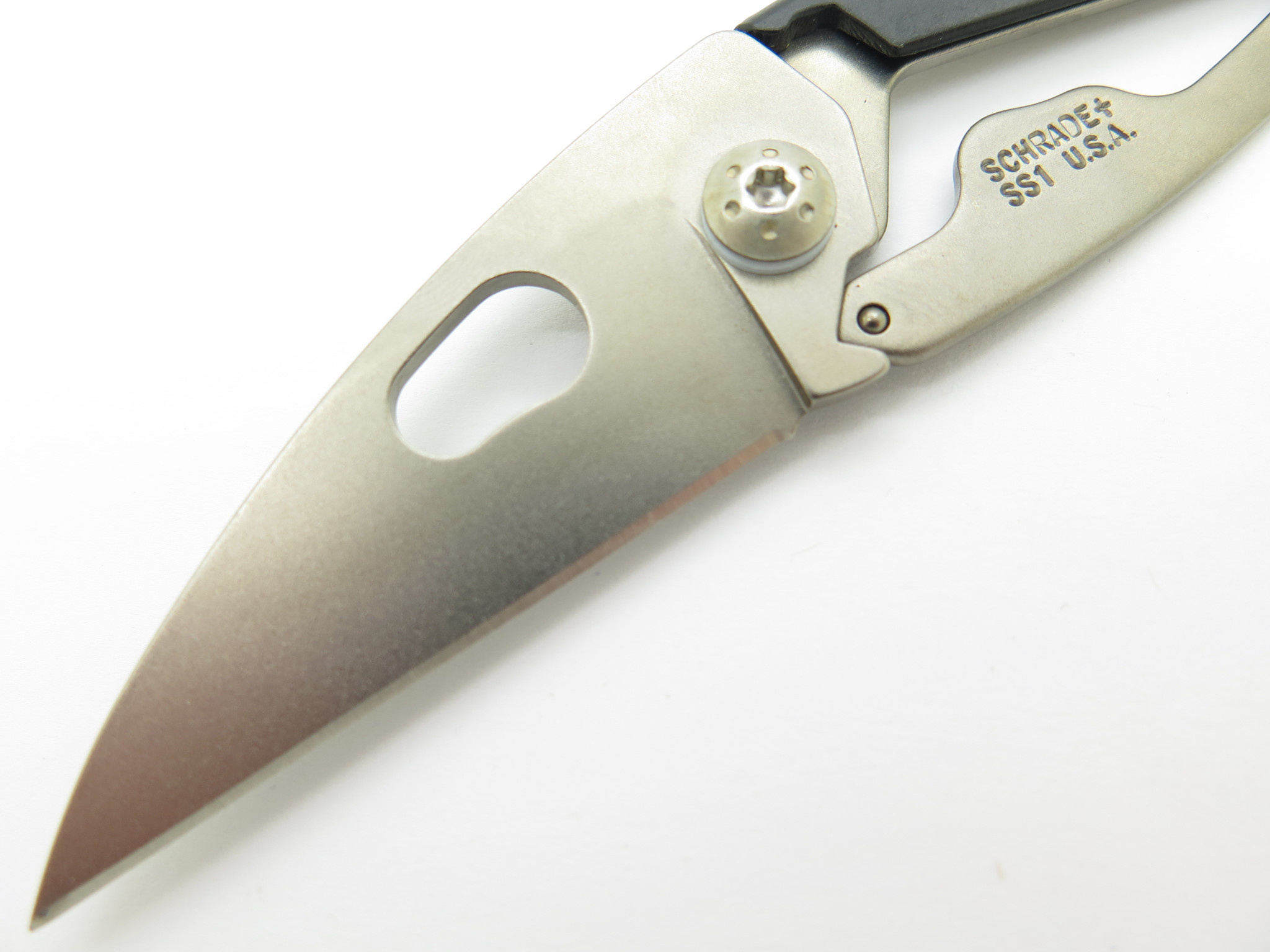 Schrade USA Simon SS1 Linerlock Small Lightweight Carabiner Pocket 