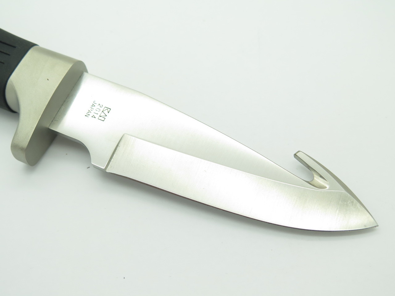 Vtg Kershaw Kai 2014 Fixed Blade AUS6A Gut Hook Fixed Skinner Hunting