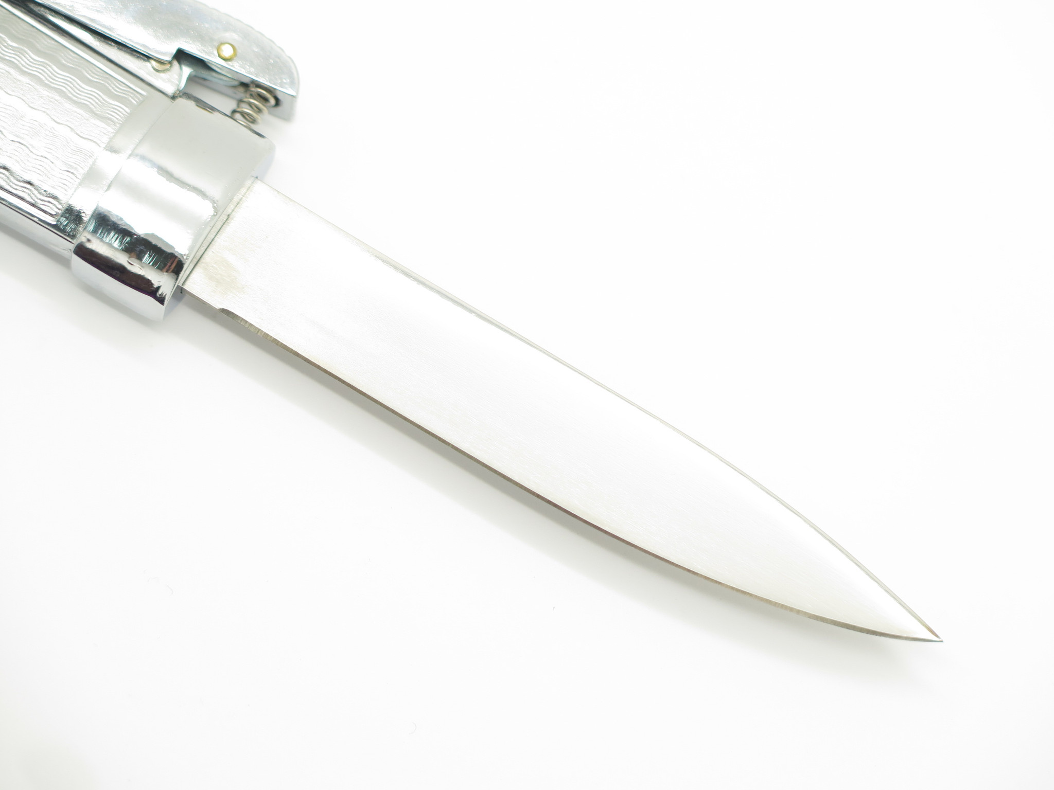 modern gravity knife