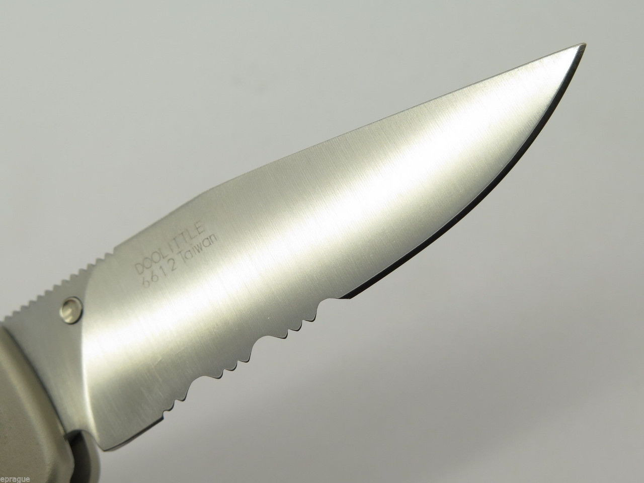 Columbia River CRKT 6612 Doolittle Linerlock Serrated Folding