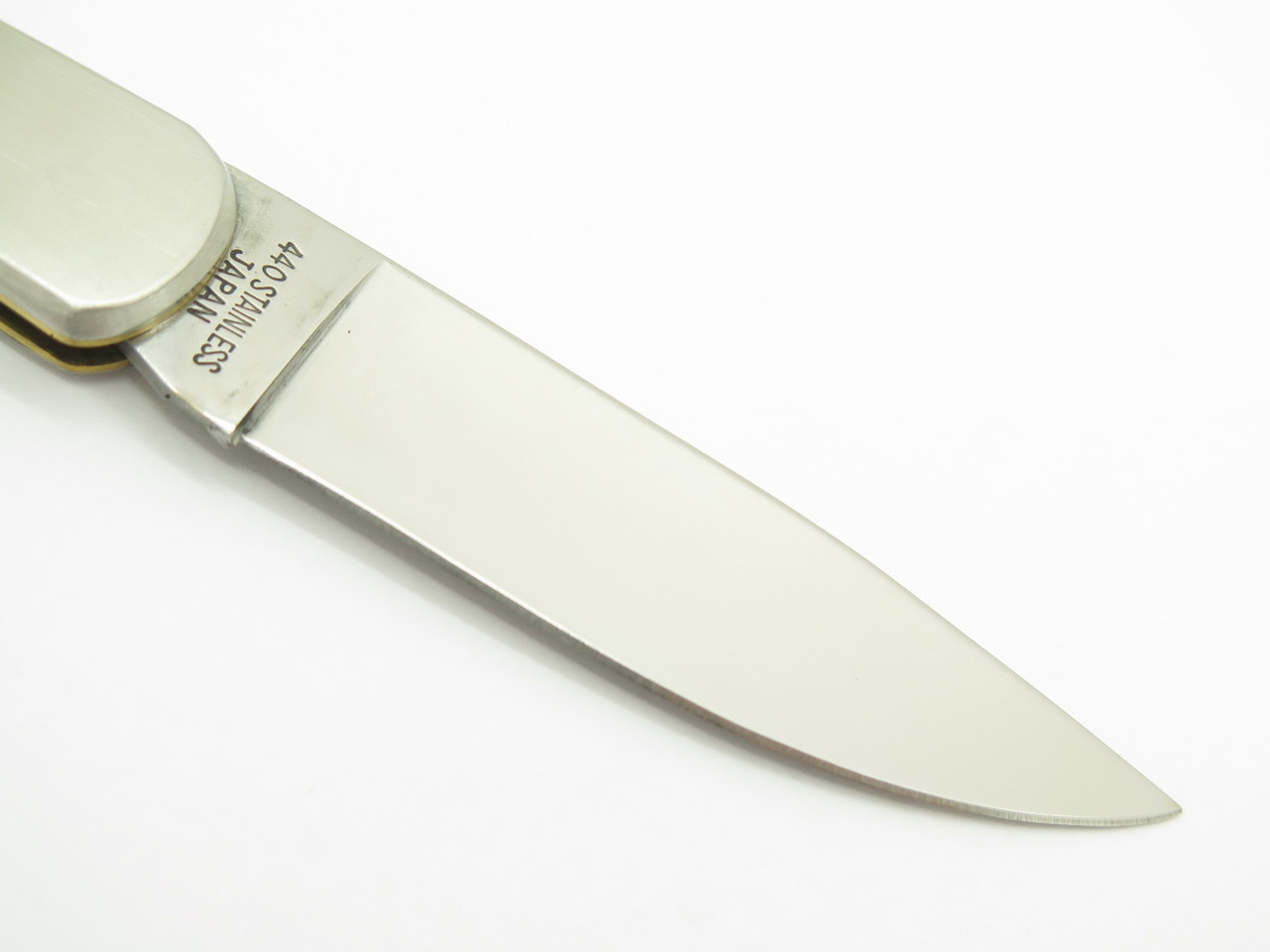 NOS Gutmann Explorer 11-352 Seki Japan Animal Stainless Lockback