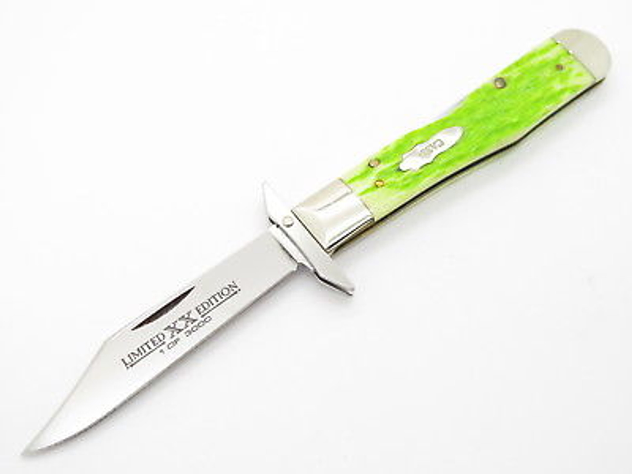 04 CASE 6111 1/2 LIME GREEN JIGGED BONE CHEETAH SWING GUARD KNIFE 