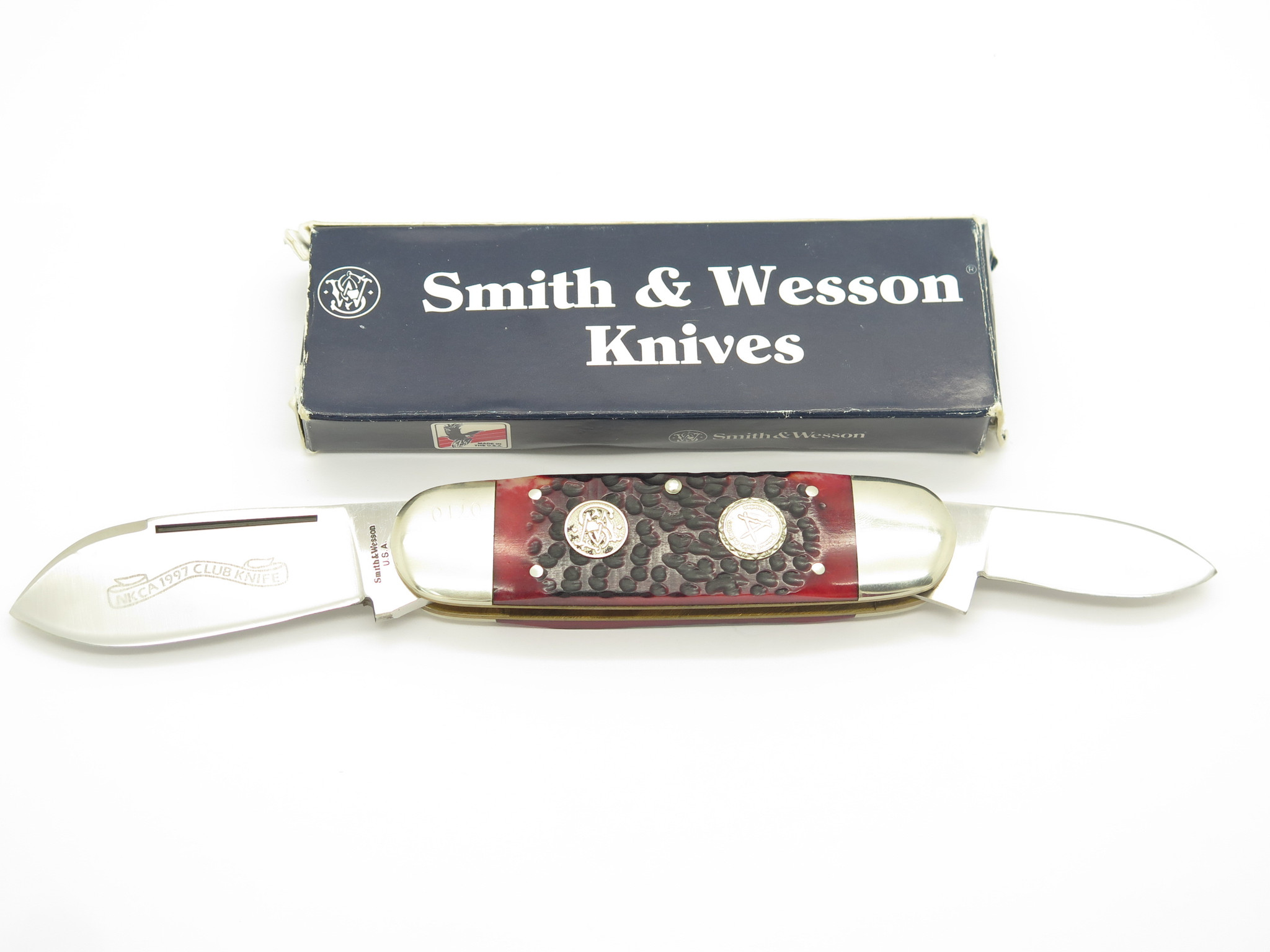 1997 Smith & Wesson 0710 USA Red Bone Toenail Sunfish