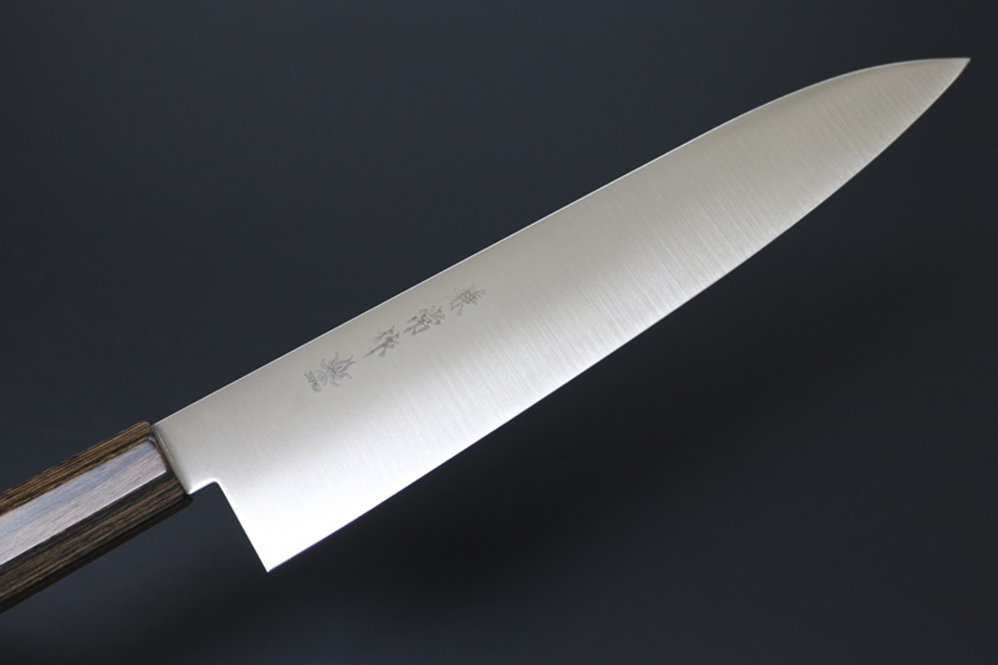 き厶chi Kanetsune Seki Japan KC-862 Wa-Gyutou Carbon 210mm Kitchen