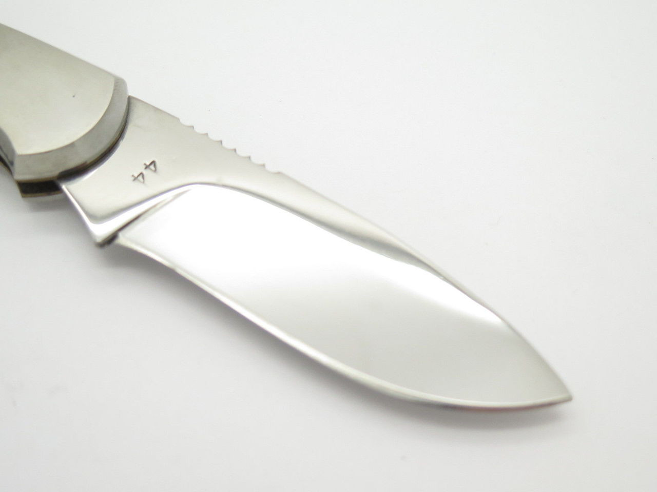 Rhino Tough Sharp Dependable Ebony Lockback Folding Hunter Knife