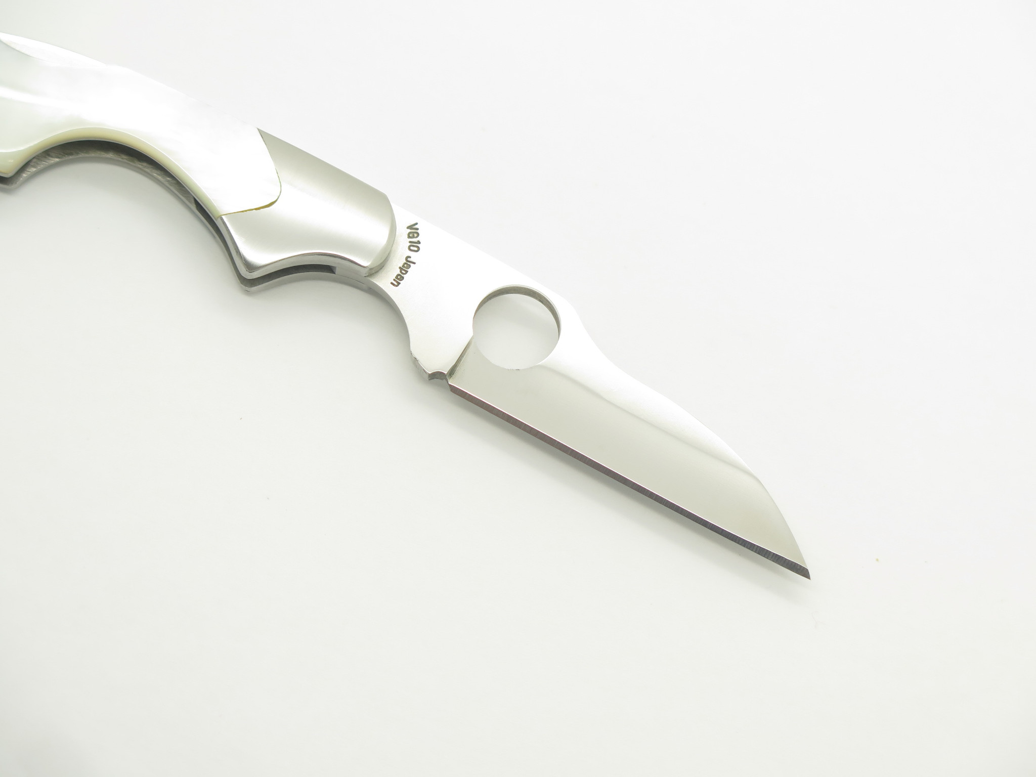 Spyderco Kiwi Seki Japan VG-10 Mother of Pearl Folding Pocket
