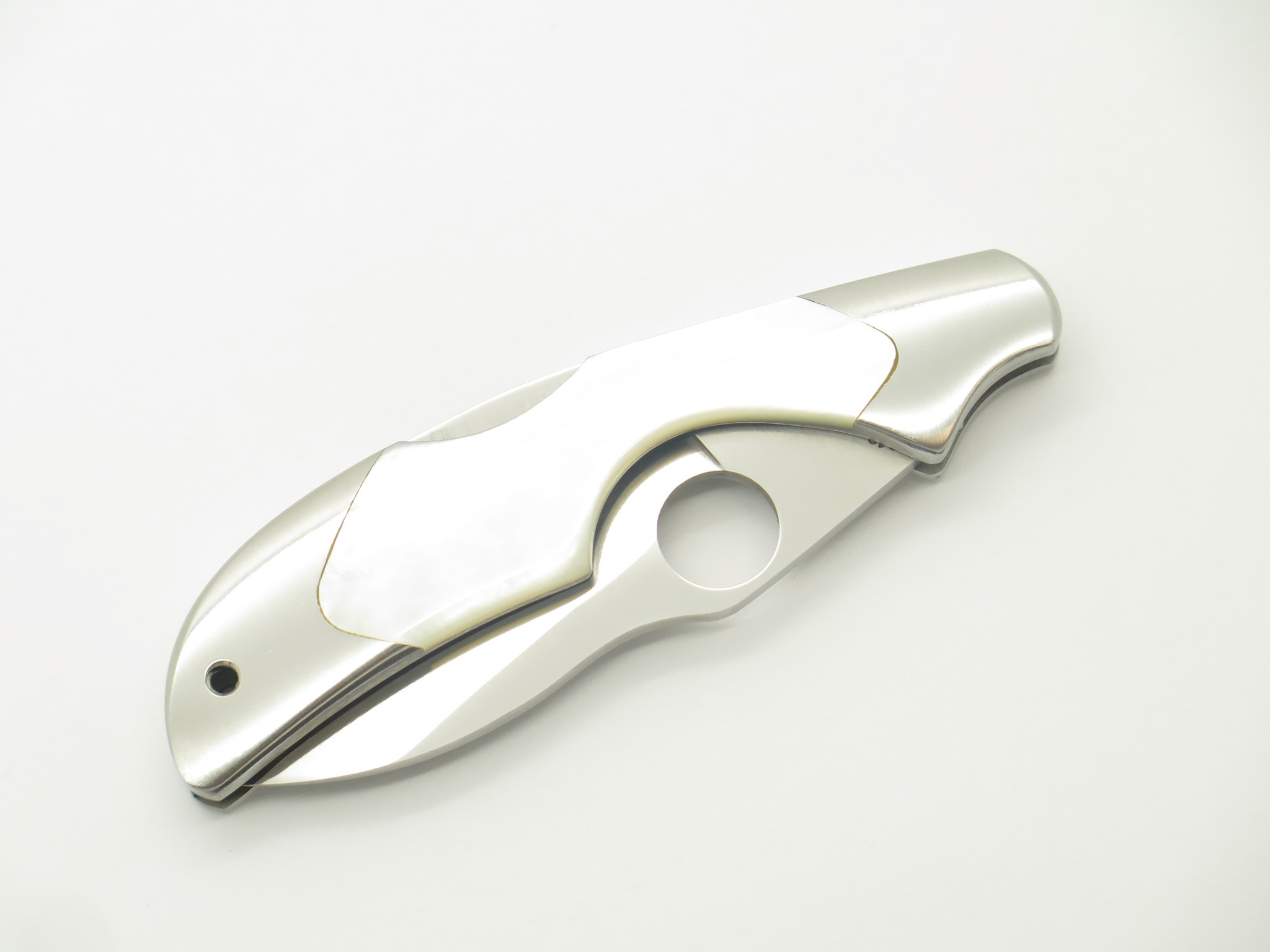 Spyderco Kiwi Seki Japan VG-10 Mother of Pearl Folding Pocket