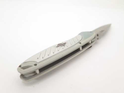 Harley Davidson Fred Carter Design 4.325" Folding Pocket Knife with Display Case