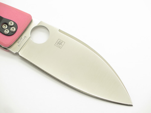 Spyderco C143GPNP Seki Japan Bob Lum Chinese Folder Pink Folding Pocket Knife