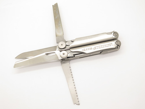 Leatherman Wave & Flashlight 4" Folding Multi Tool Knife Pliers