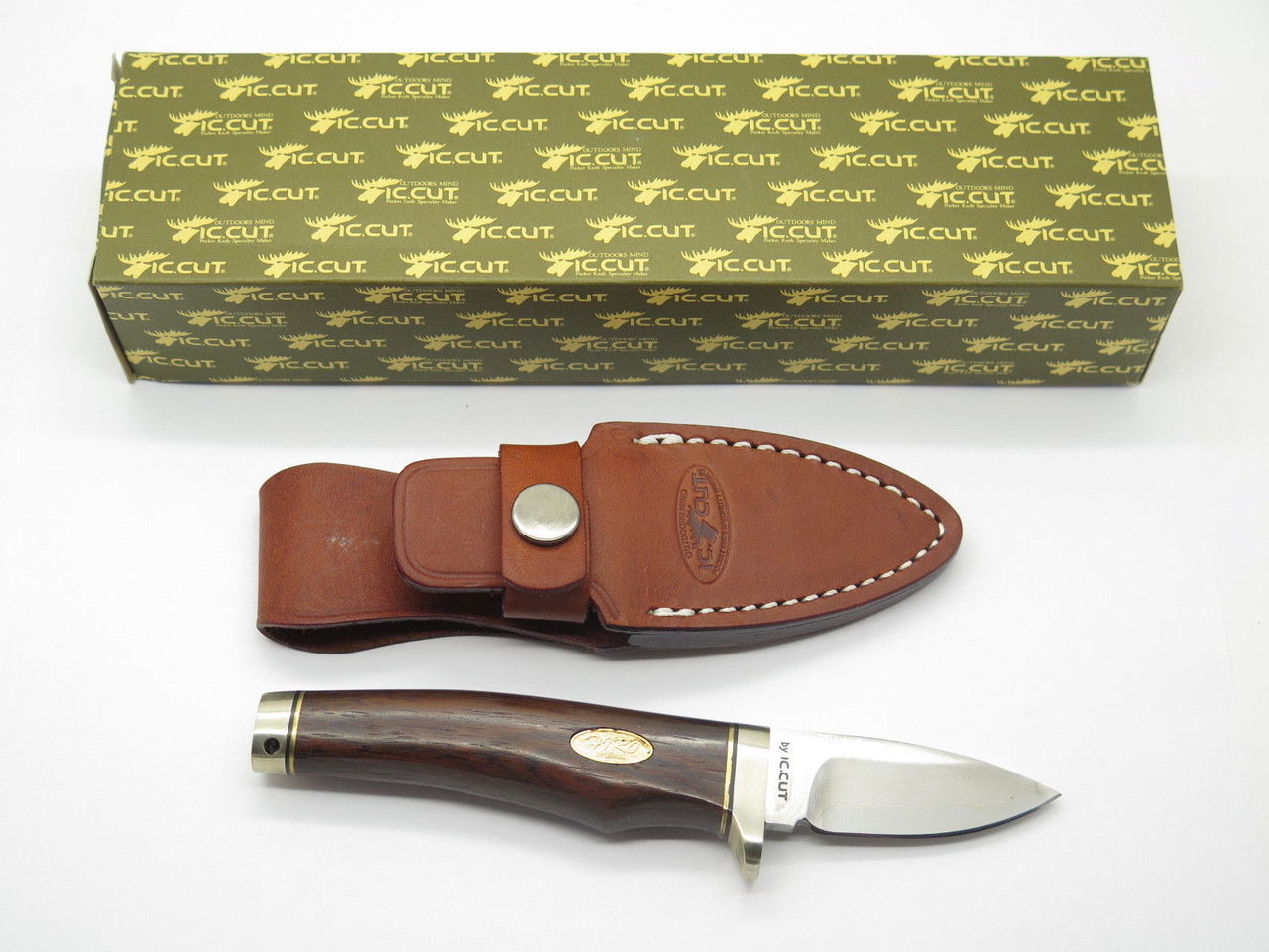 IC.Cut IC-600F Hiro Seki Japan VG-10 San Mai Damascus Fixed Blade