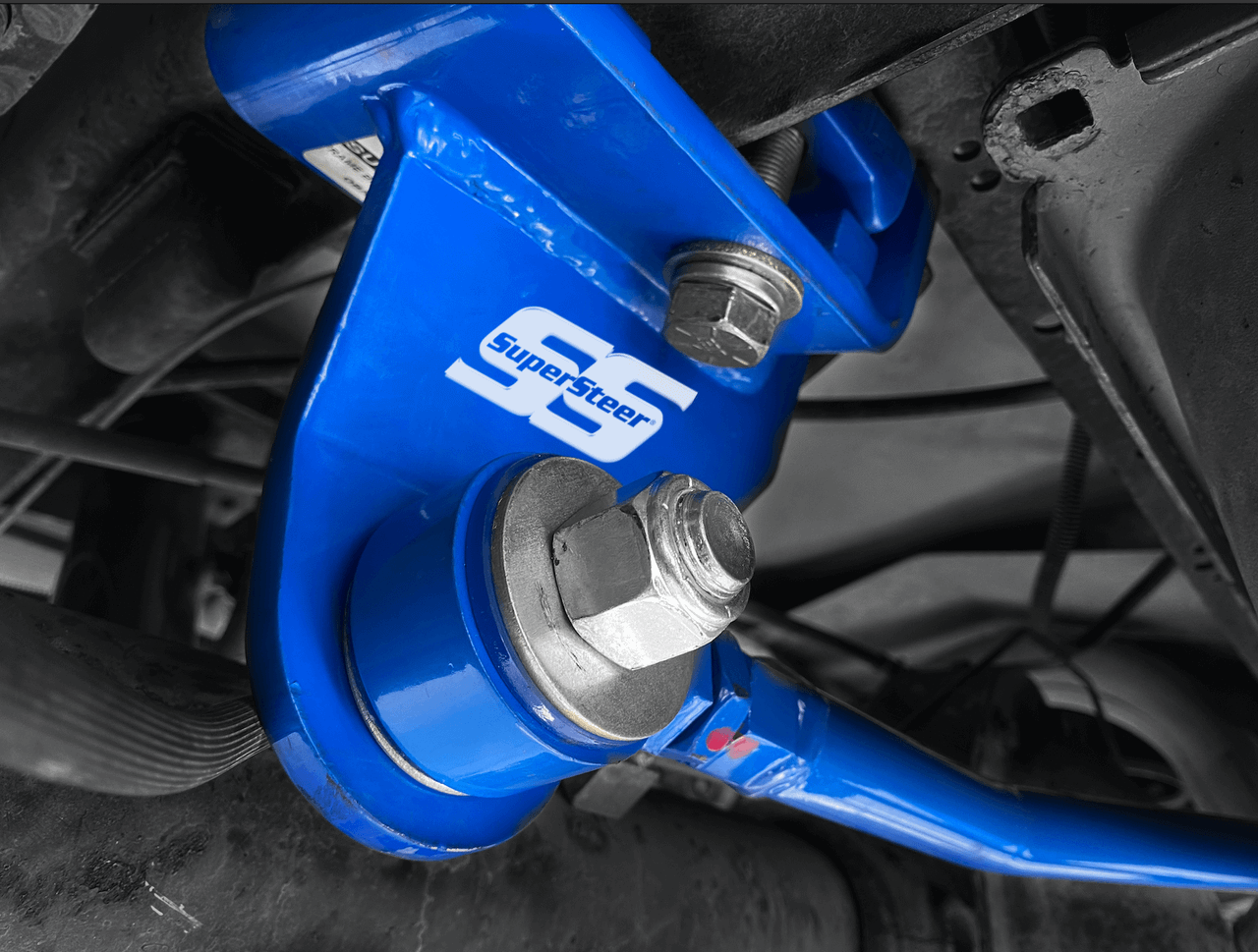 SAVYSPEDY Adjustable Rear Trac Bar For Ford F53 V10 (16-19.5K GVWR) – SS400
