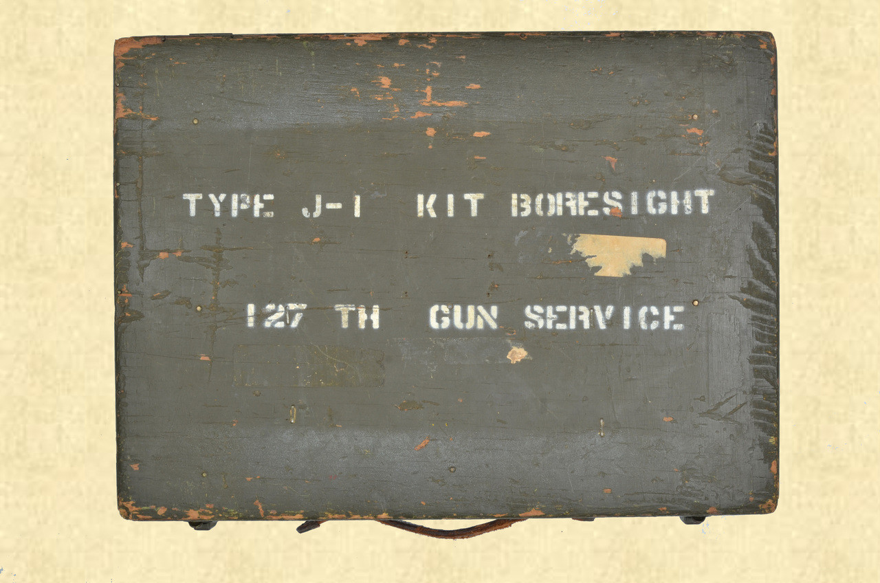 U.S. U.S.ARMY TYPE J-1 GUN BORE SIGHT KIT - C42185