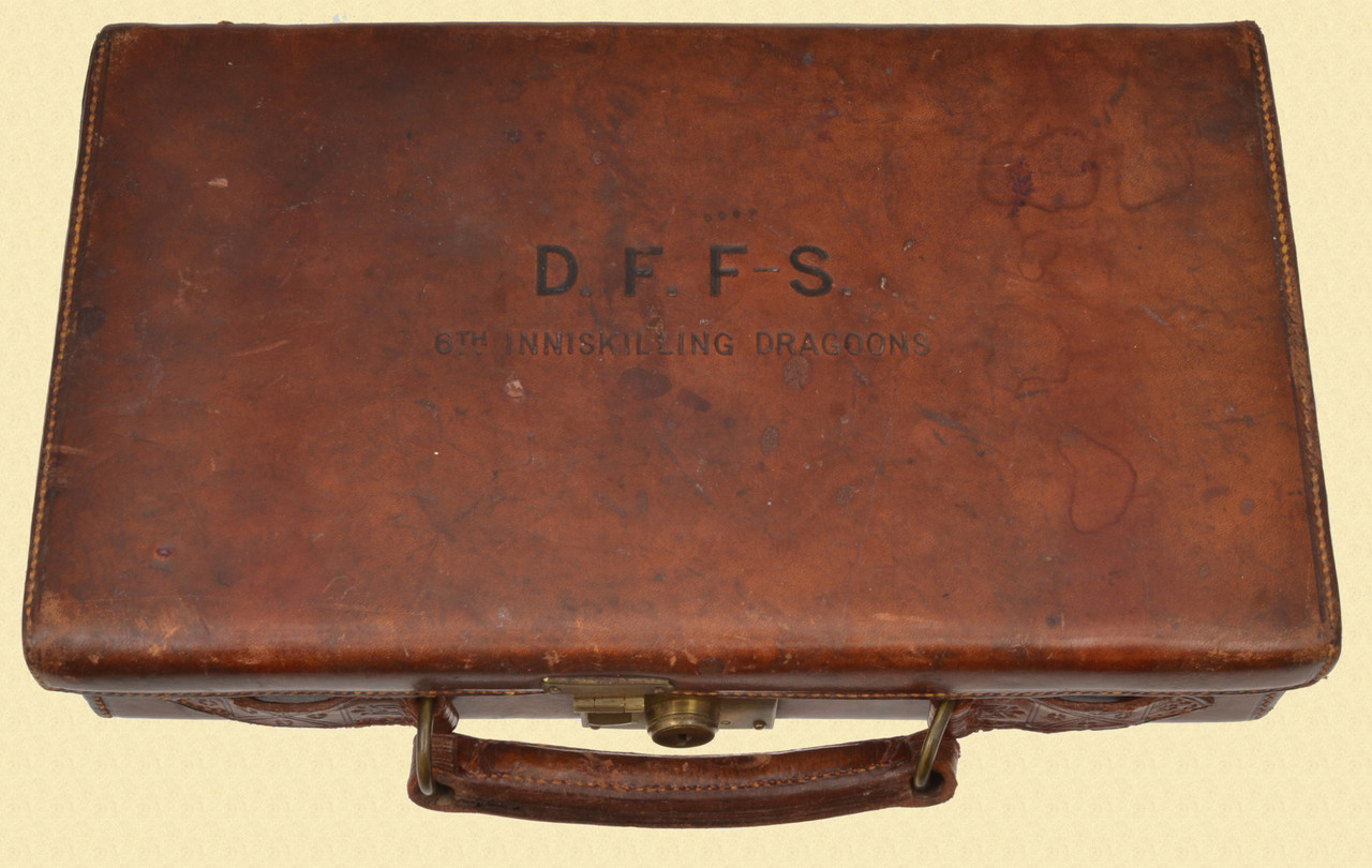GERMAN LEATHER CASE FOR 2 LUGERS - C48235