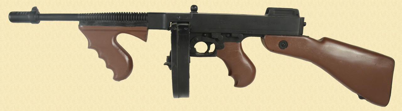THOMPSON SUB MACHINE GUN NON GUN - M8026