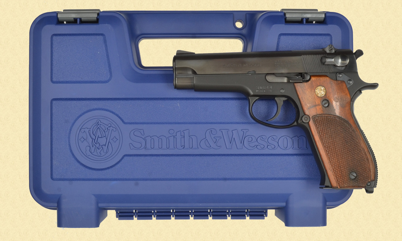 SMITH & WESSON MODEL 39 - C49523 - Simpson Ltd