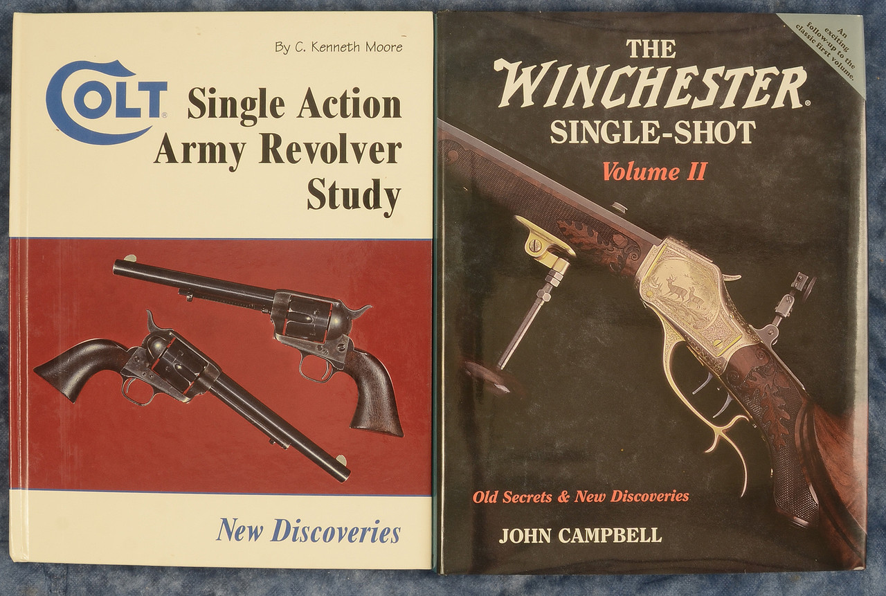 WINCHESTER 2 BOOKS WINCHESTER/COLT SAA - C52411 - Simpson Ltd