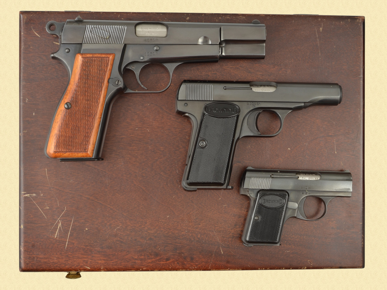 BROWNING 3 PISTOL SET CASED - D34468